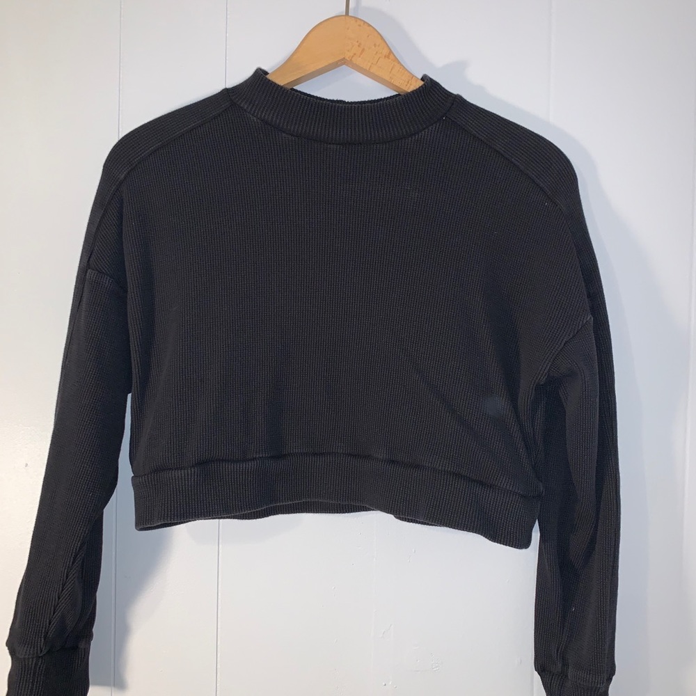 Black Cropped Sweater